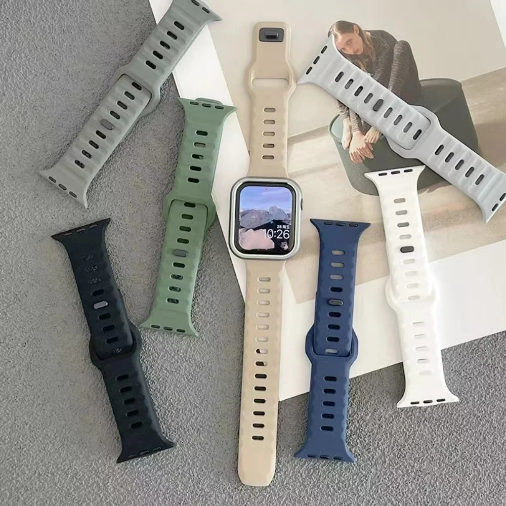 Soft Silicone Strap for Apple Watch Band Ultra 49mm 45mm 44mm 46mm 42mm 41mm 40mm 38mm Wristband iWatch Series 10 9 8 7 6 5 4 SE