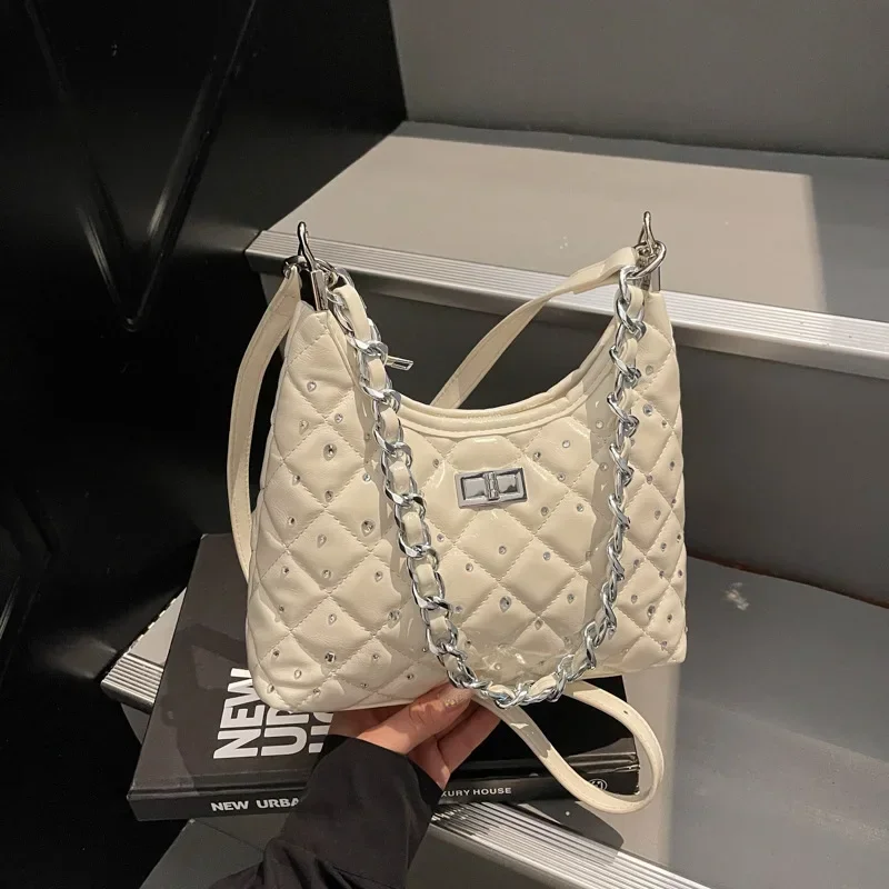 2025, neue Luxus-Diamant-Kettentasche – Nischendesign, modische, einfache High-Sense-Schulter-Achseltasche