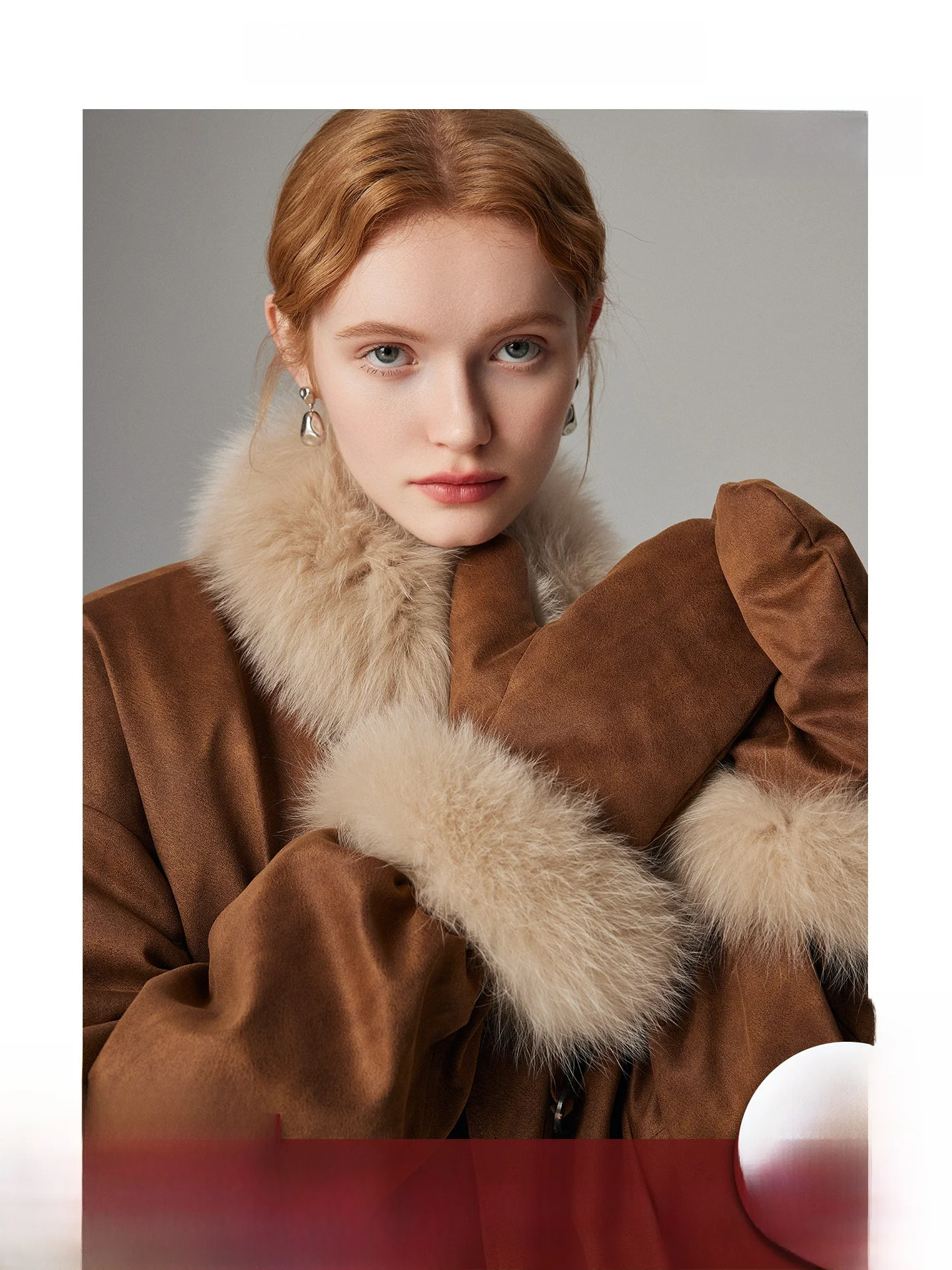 

Утепленное меховое пальто женское повседневное зимнее на пуху с теплыми кожаными перчатками, белое пуховое внутреннее пальто