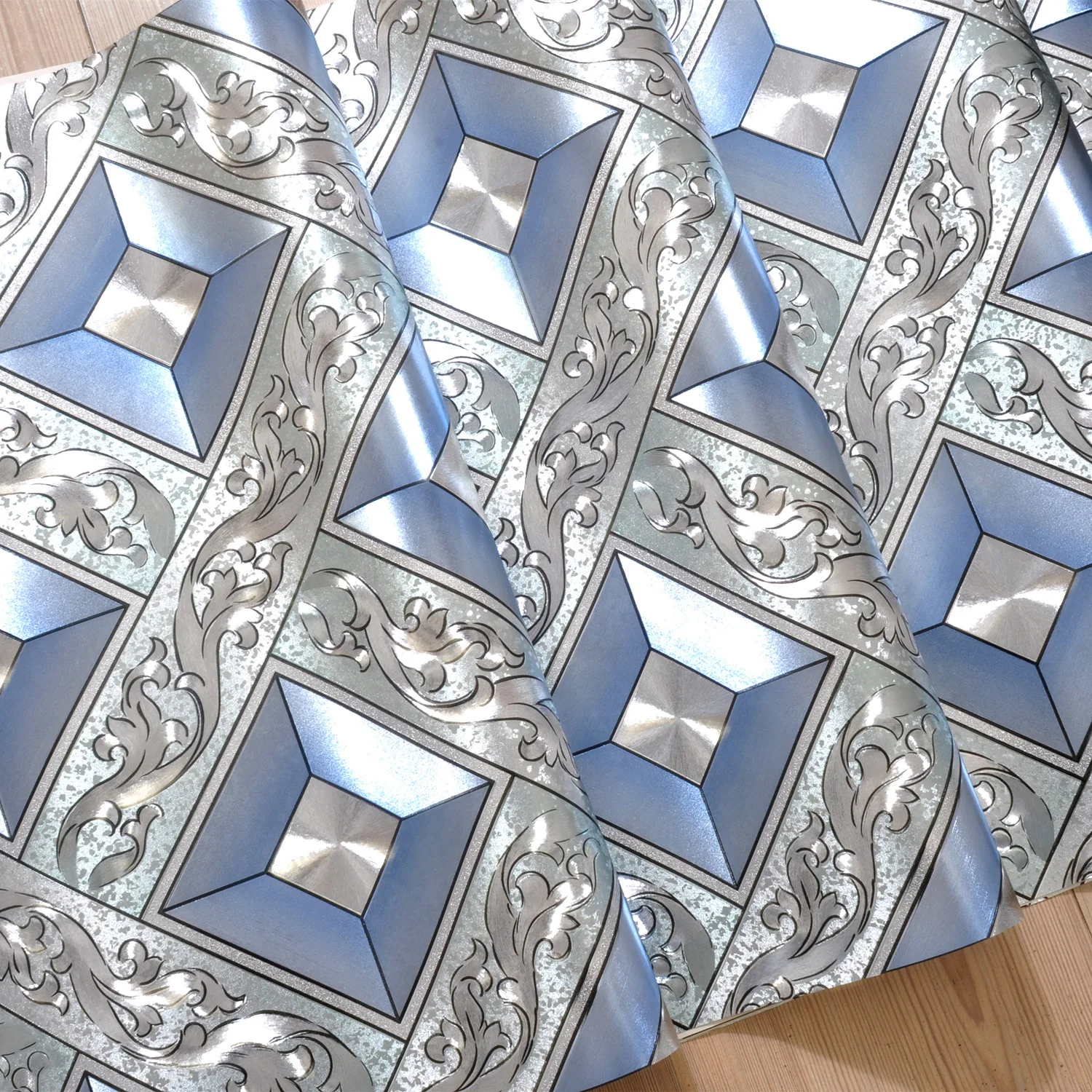 

Элитные роскошные потолочные обои с золотой фольгой, серебряной ромбовидной решеткой, для KTV, гостиной, бара, прихожей, потолка, стен. Обои.