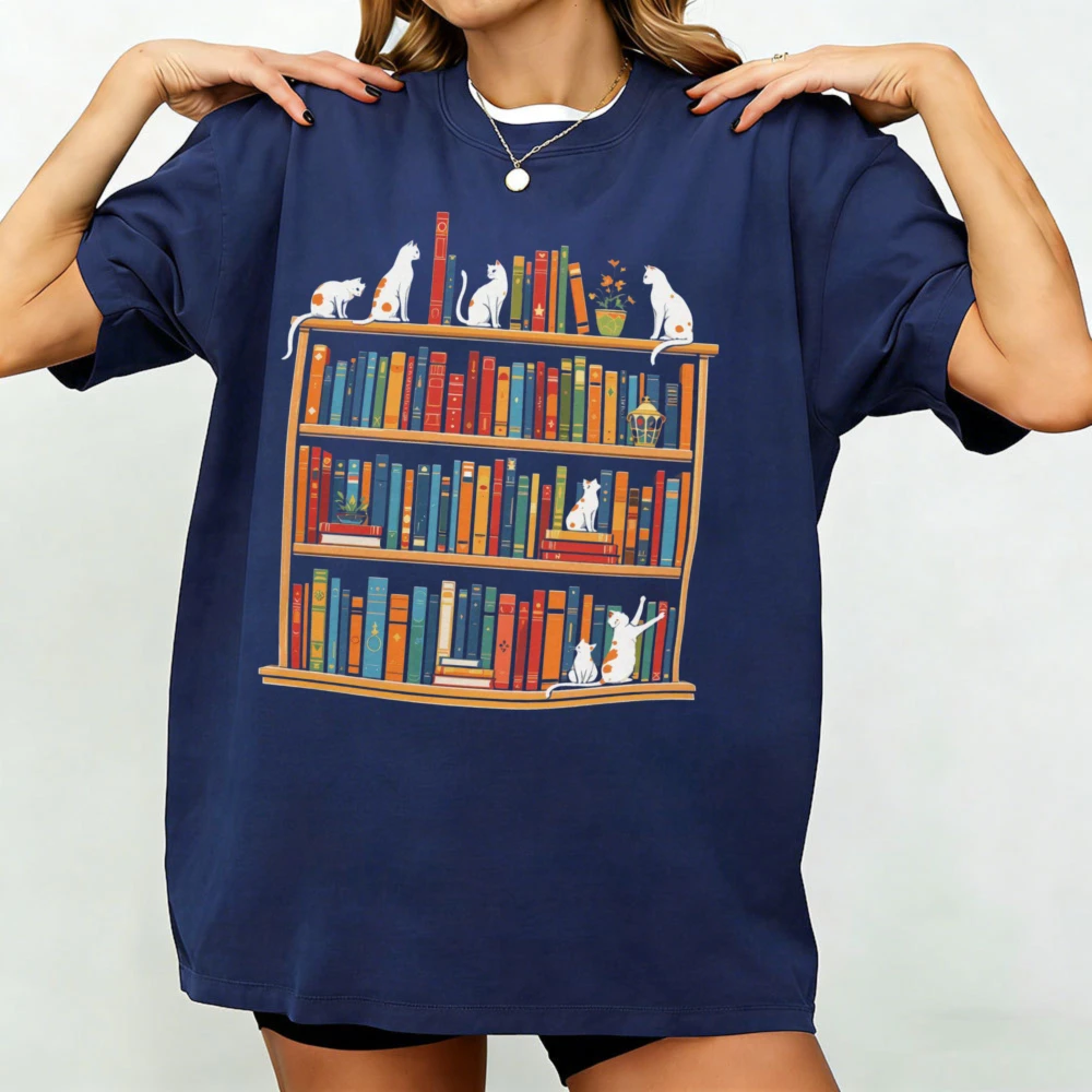 Book Lover Cat T-Shirt Cozy Library Bookshelf Tee Cute Reading Cat Graphic Women Clothes Literary Aesthetic Bookworm Tee
