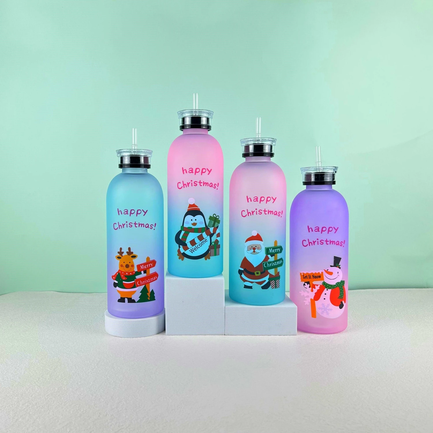 

4pcs Large Capacity Portable Fashion Beverage Gradient Colorful Transparent Frosted Travel Bottle, Various Colors Optional Plast
