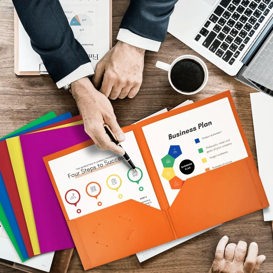 Cartelle in plastica colorata con tasche Confezione da 12 colori assortiti Cartelle da 2 tasche 8,5x11 per la scuola e l'ufficio Lasti resistenti a lunga durata