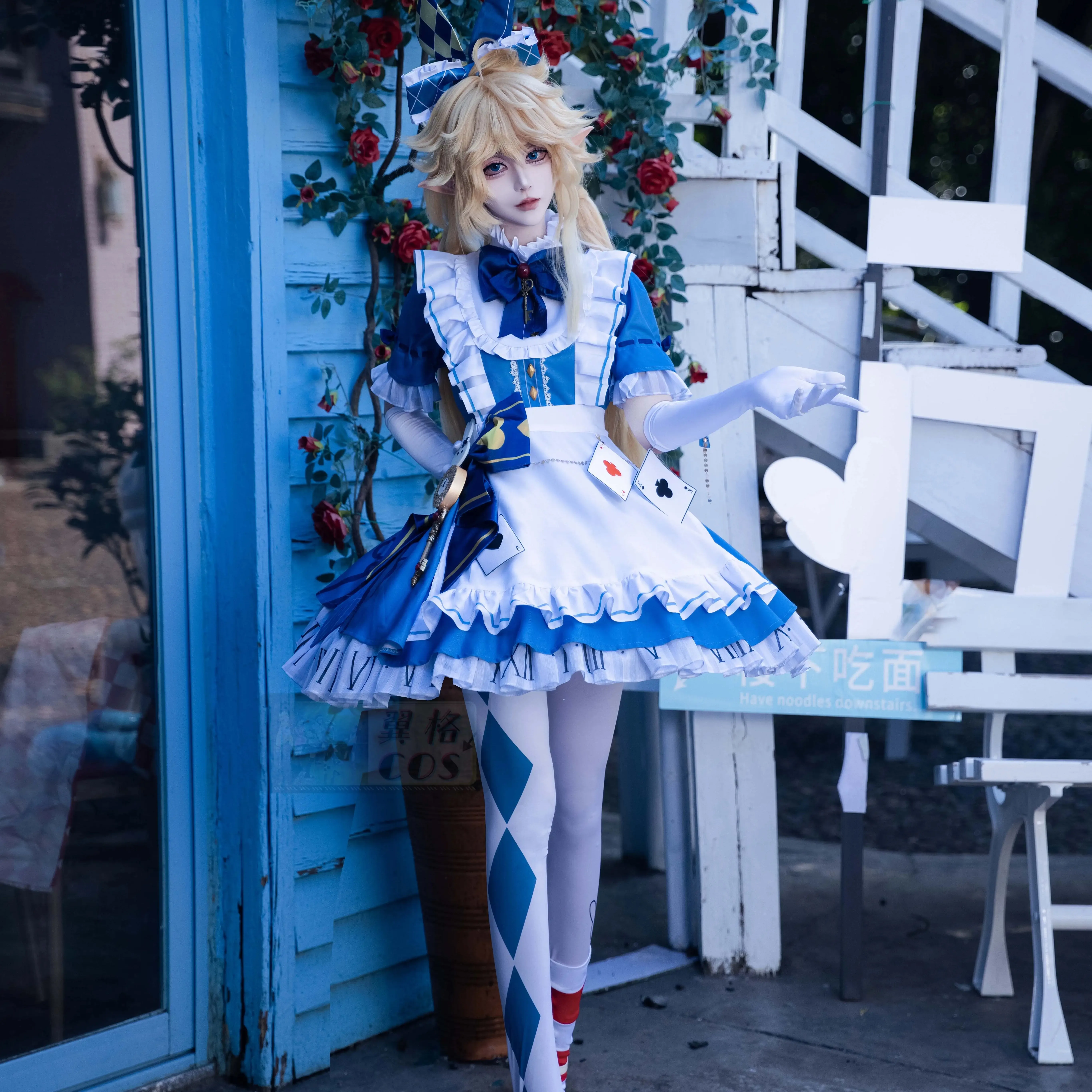 Nuevo disfraz de Cosplay Aki Q para uniforme de Halloween, vestido de mujer de talla S-XXL, vestido de sirvienta Lolita Aotu, accesorios de vestido de alta gama Mooyiyi