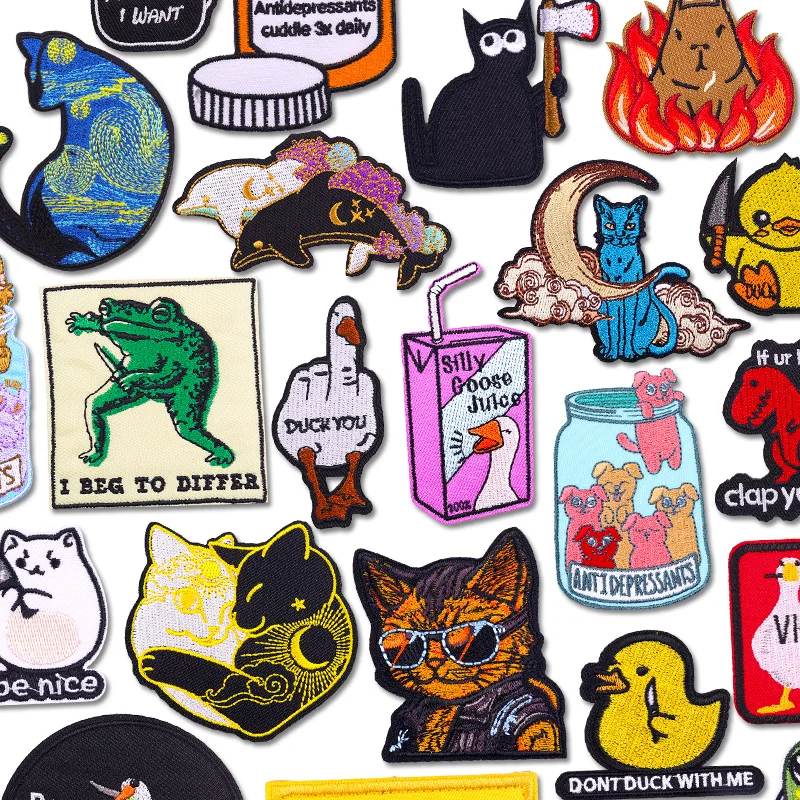 Gans Frosch Ente mit Messer bestickt Patch Cartoon Tier Patch Eisen auf Patches für Kleidung Jacken Stickerei Nähen Applikation