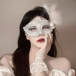 Makeup Mask Ball Party Sexy Half Face Makeup Girl Half Face Fun Lace Mask Halloween Feather Mask Sexy Goddess Beautiful Props