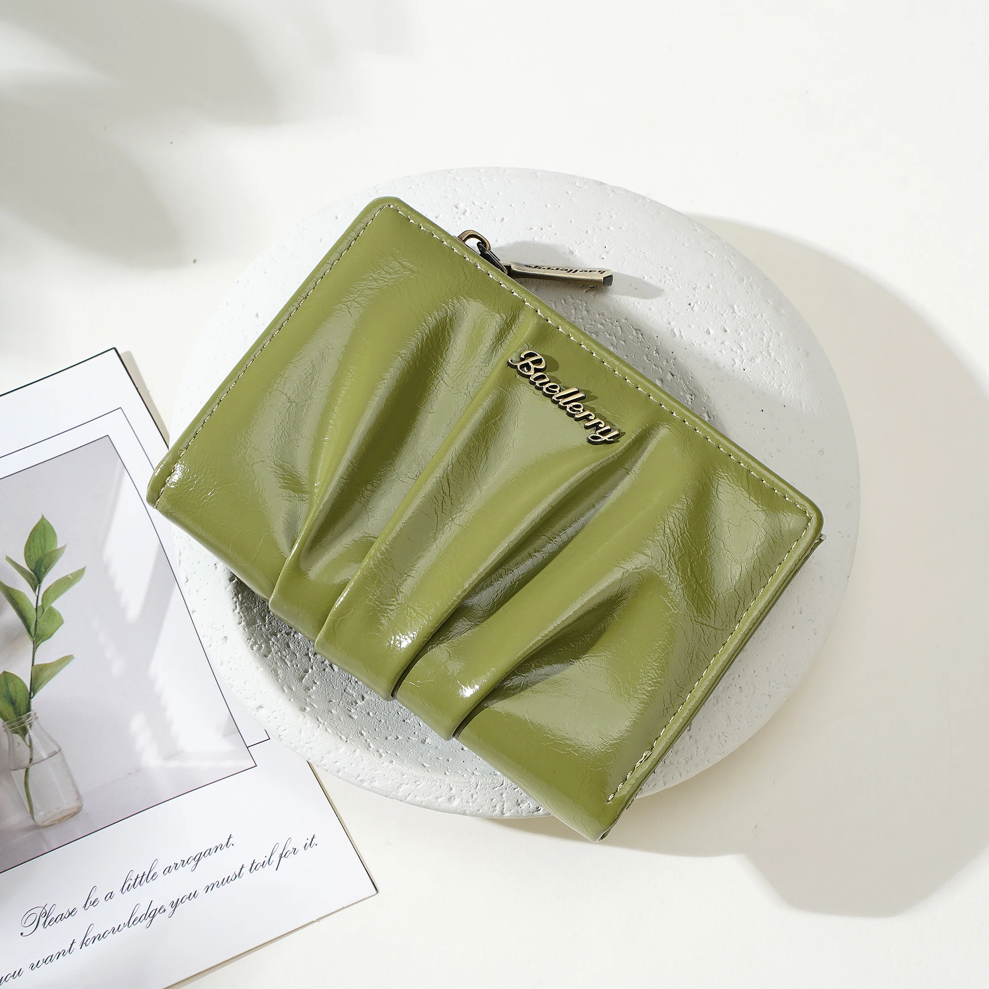 1 Stück Retro Plissierte Glänzende Öl-Wachs-PU Damen-Kurzgeldbörse, Doppelt Faltbare Schnappgeldbörse, Reißverschluss-Münzfach + Ausweisfenster, Geeignet für Outdoor-Dates, Geschenk für Frauen – Detail 25