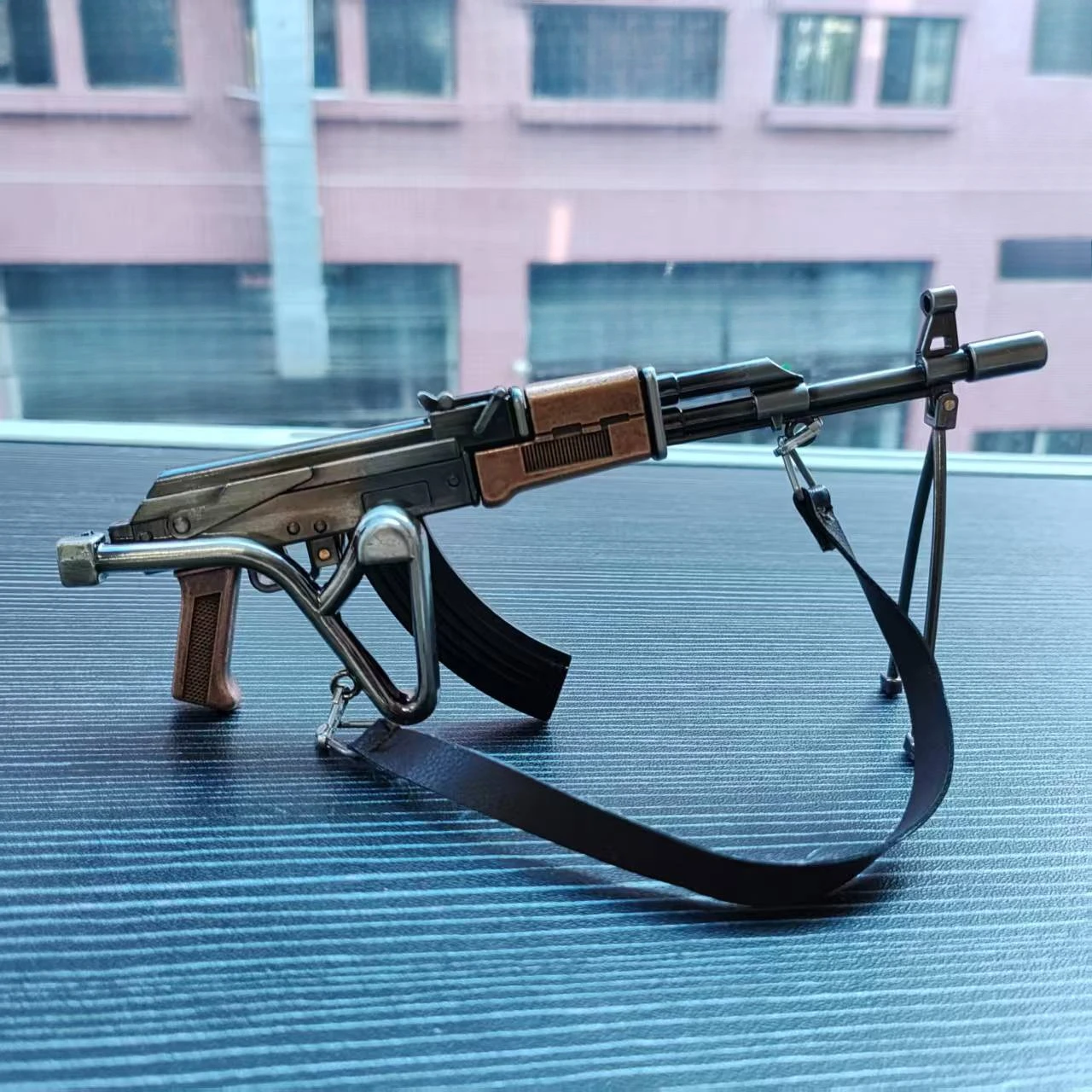 20 ซม.ปืนไรเฟิลรุ่นมินิปืนรุ่น PUBG Jedi ปืนของเล่น Fidget ของเล่นเดสก์ท็อปเครื่องประดับสําหรับเด็กผู้ใหญ่ของขวัญวันเกิด