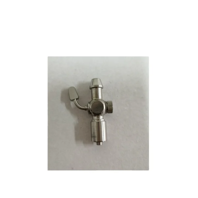 

Endoscopic suction connector