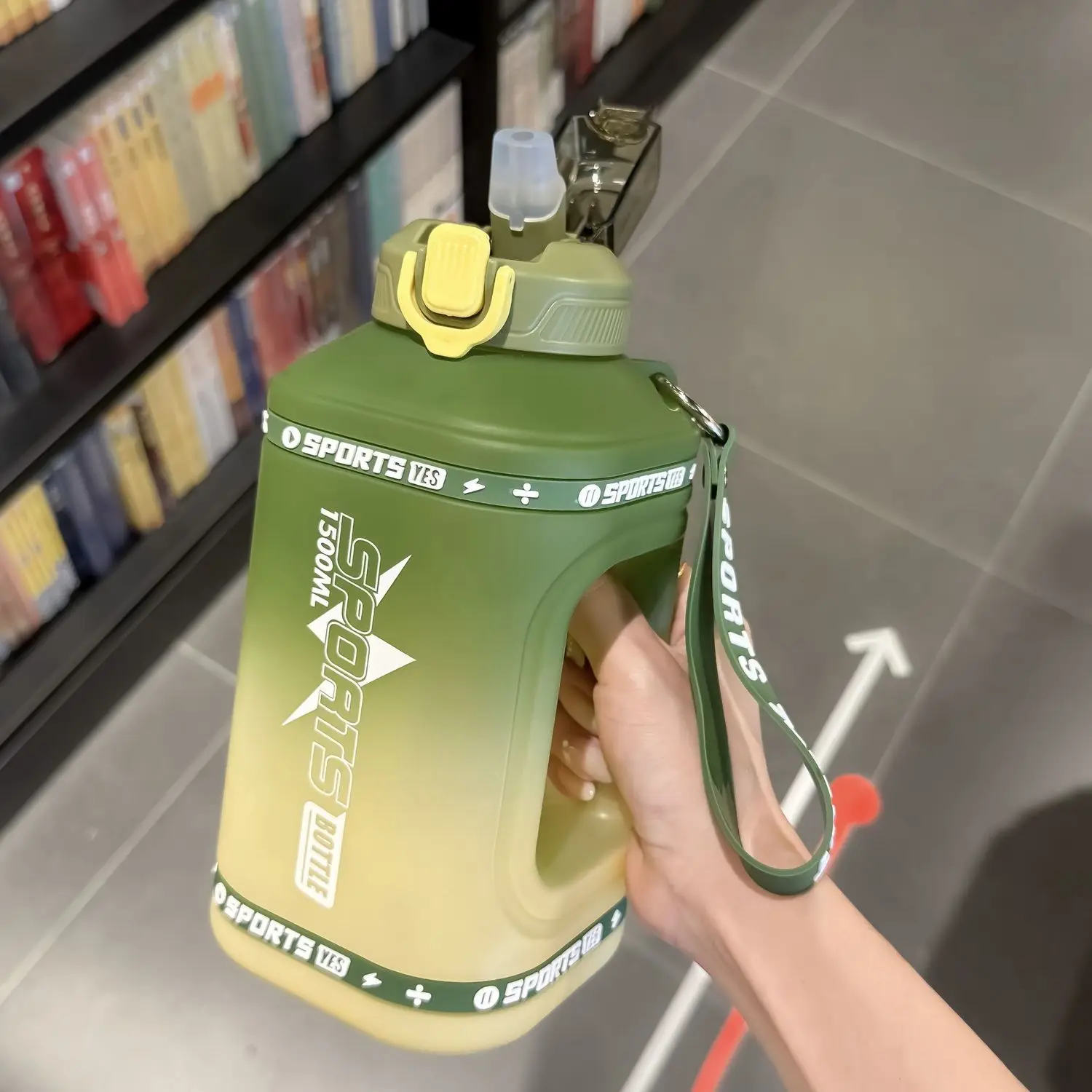 Borraccia da palestra da 2,5 litri - Brocca fitness ad alta capacità per uomo con segnaletica temporale |   Senza BPA e impermeabile per allenamenti e attività all'aperto