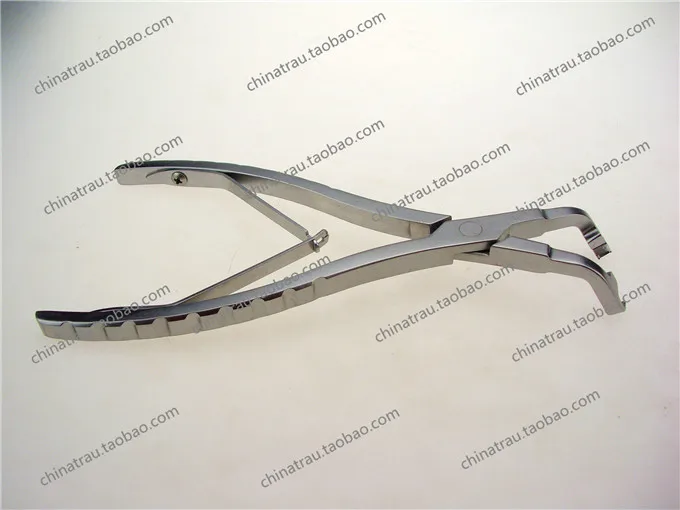 Medical orthopedics instruments bending type clamp pliers to clamp plate plate applied to bend the plate bending