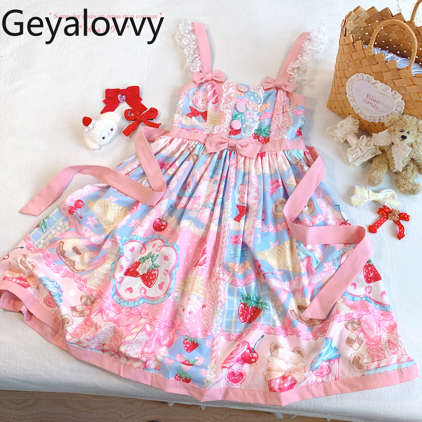 

Летние модные милые женские короткие платья в стиле Лолиты, повседневное платье на бретелях с милым клубничным принтом и бантом для девочек