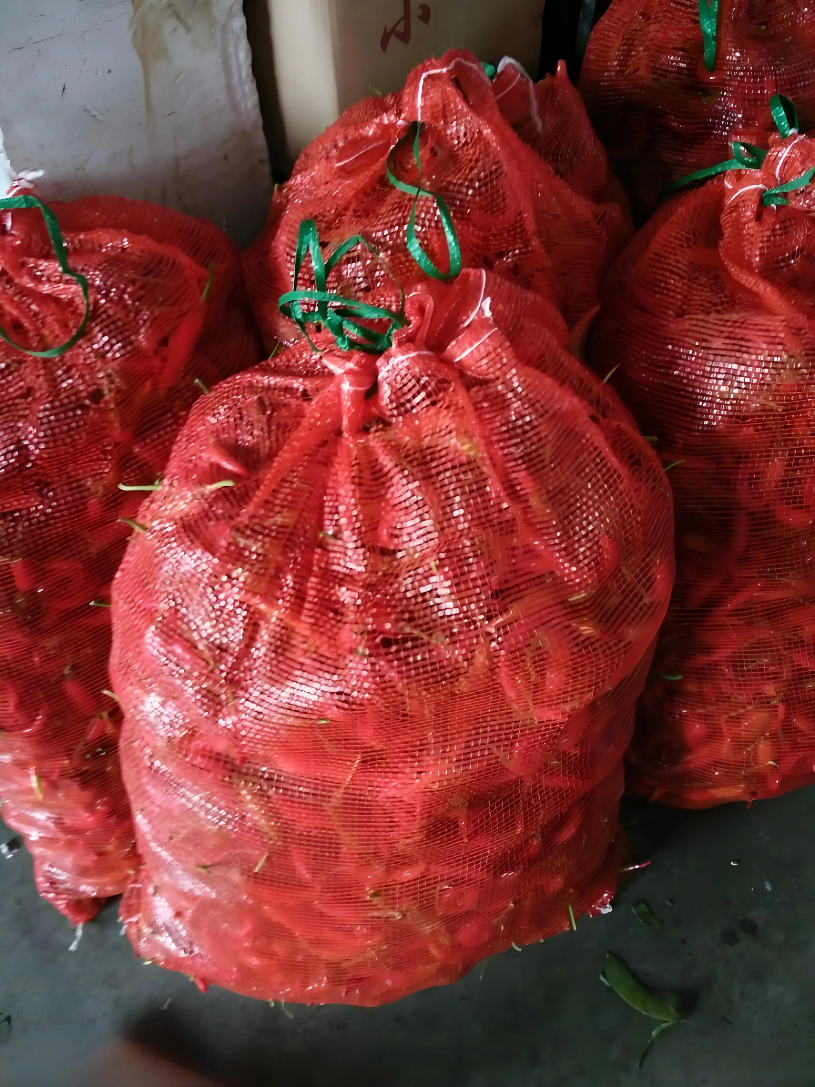 2025 Borsa a rete per frutta e verdura del produttore Design a rete lavorata a maglia per prodotti in plastica agricola