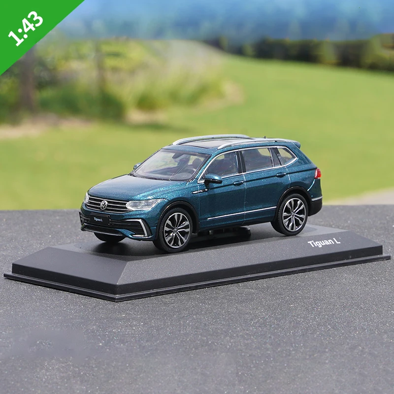 

1:43 Tiguan 2022 SUV Alloy Car Diecasts & Toy Vehicles Car Model Miniature Scale Model Car Toys For Children