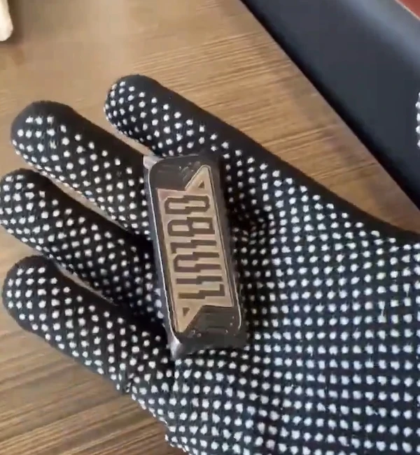 

Б/у EDC Lino Limbo Zirconium Cat Push Fidget Slider Декомпрессионные игрушки