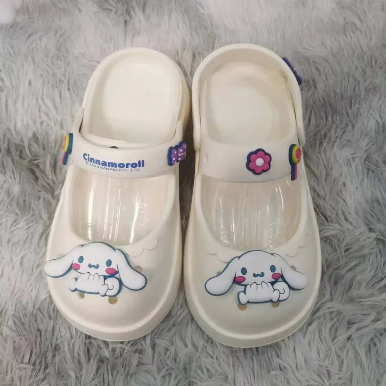 Sanrio Cinnamonll Children's Non-Slip Shoes,Wear-Resistant Dual-Use Home Indoor and Outdoor Cartoon Kuromi Sandals Gift