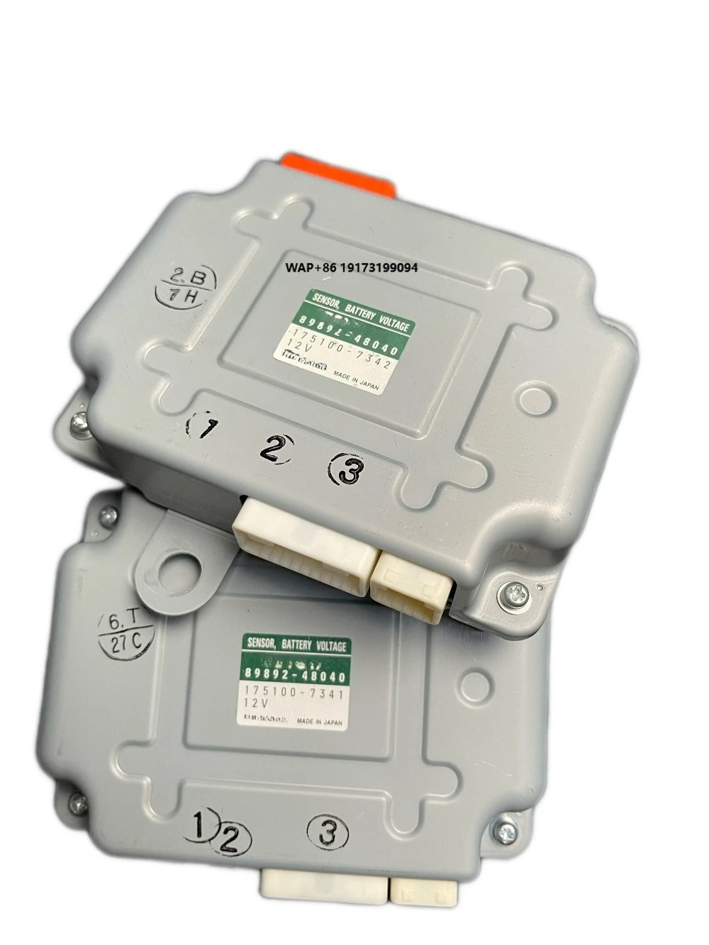

Auto Meter Battery Computer Voltage Sensor for RX350 RX450HL (89892-48040) with Wired Connection