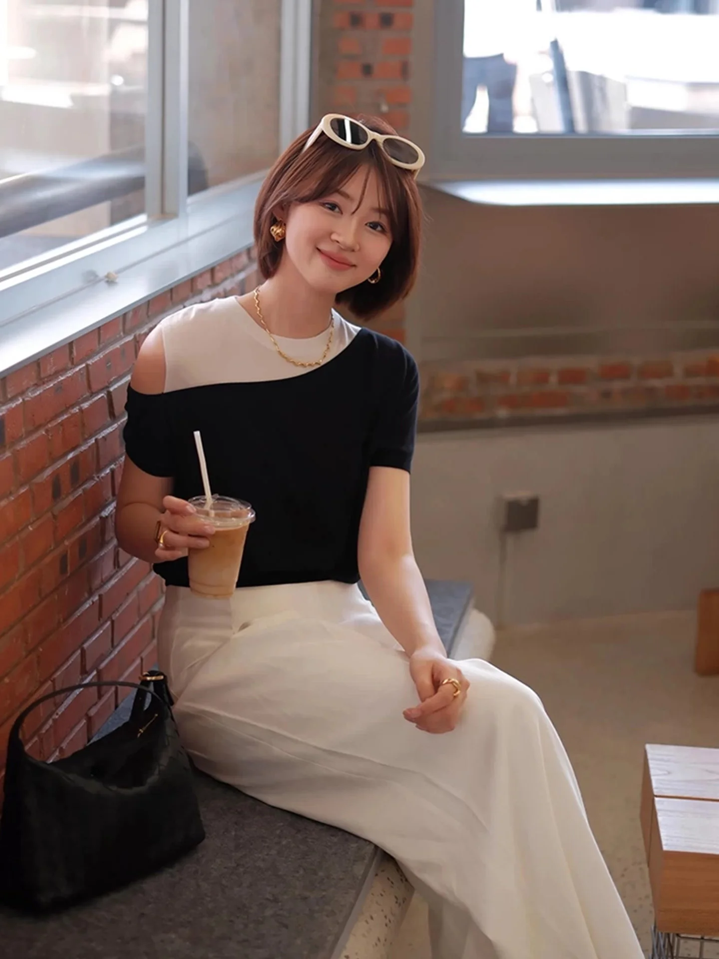 

Модный вязаный топ с цветовыми блоками и открытыми плечами, универсальный, стройнящий, женский, летний, 2026, повседневная одежда, Poetic Lin Brand