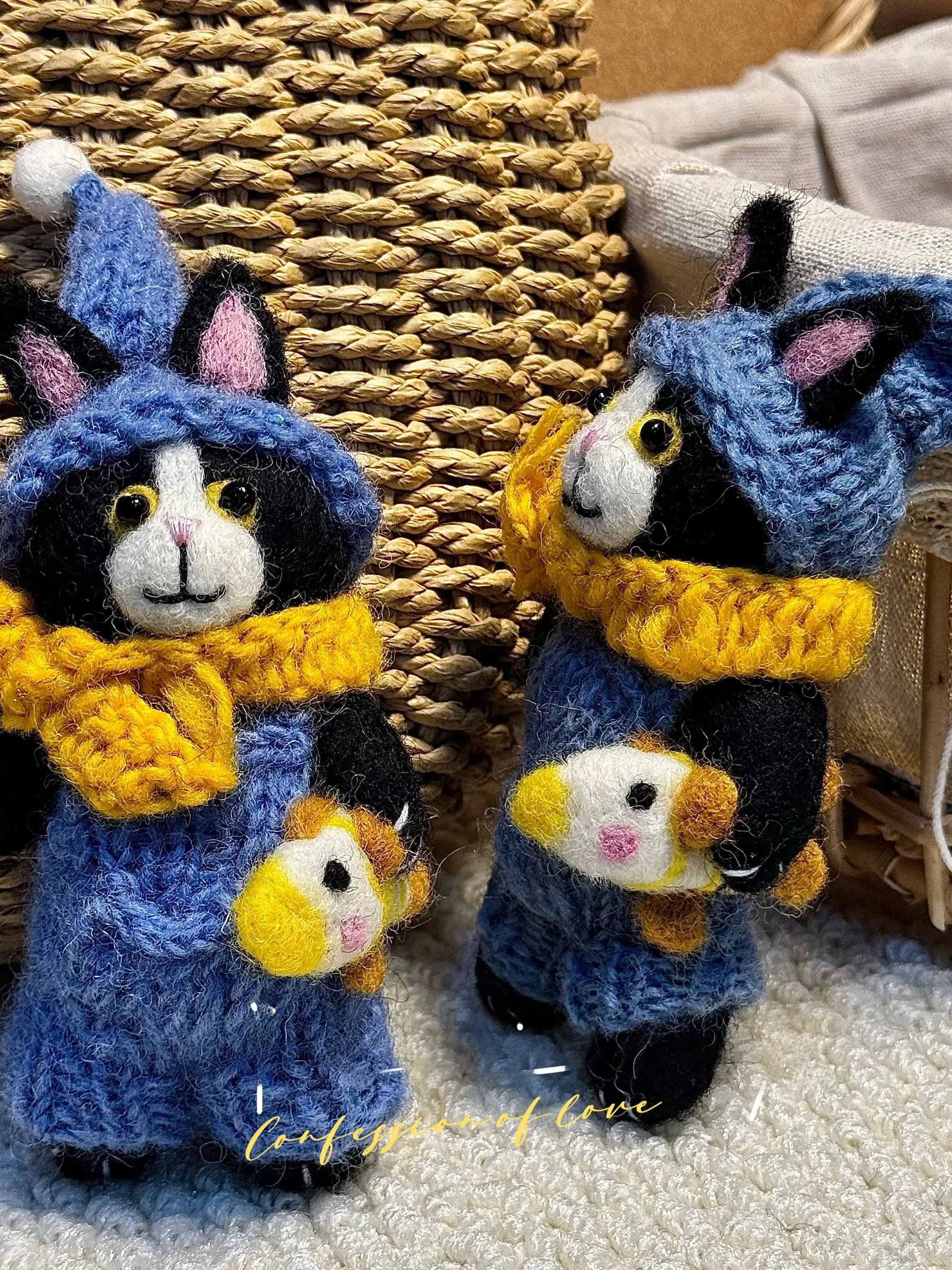 Handmade Wool Felt Keychain Cute Animal Doll New Year Accessory Versatile Hanging Ornament DIY Keychain Nepal Handicraft