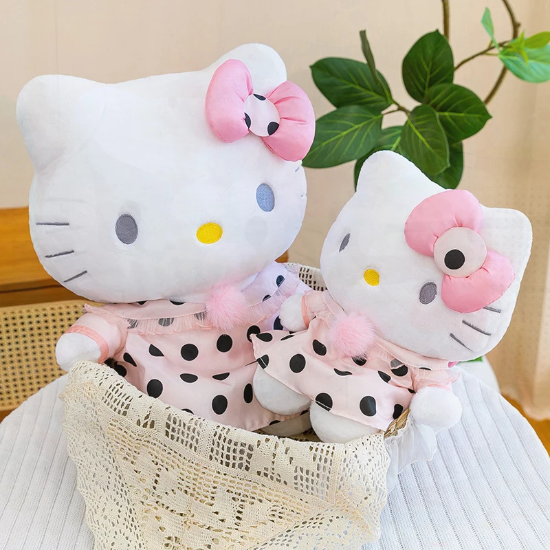 

Новая плюшевая игрушка Sanrio Hello Kitty в юбке в горошек, мягкая обнимашка с бантом, кукла-кошка, подарок на день рождения для детей, подушка-сердце для девочек