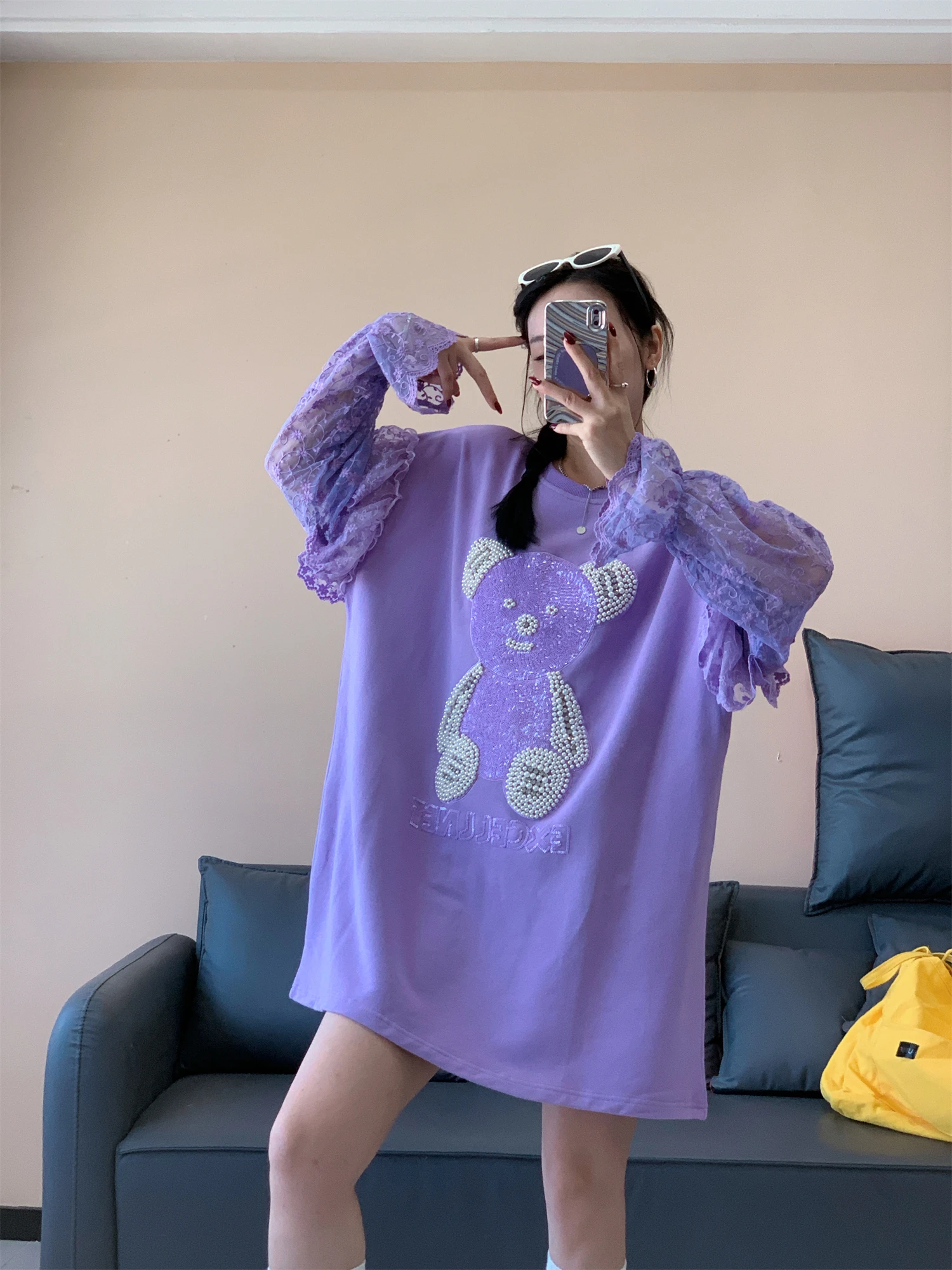 Korean Style Lace Patchwork Flared Long Sleeve Sequin Top Autumn Mid-Length Cartoon Sweatshirt for Women Anime Hoodie Sweatshirt