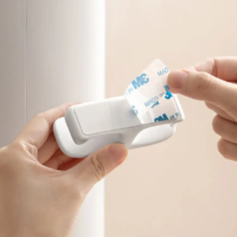 

Практичный силиконовый органайзер для шнура, 2 шт., самоклеящаяся стойка для размещения, крючки для шнура, скрывающая обертка, подставка для бытовой техники