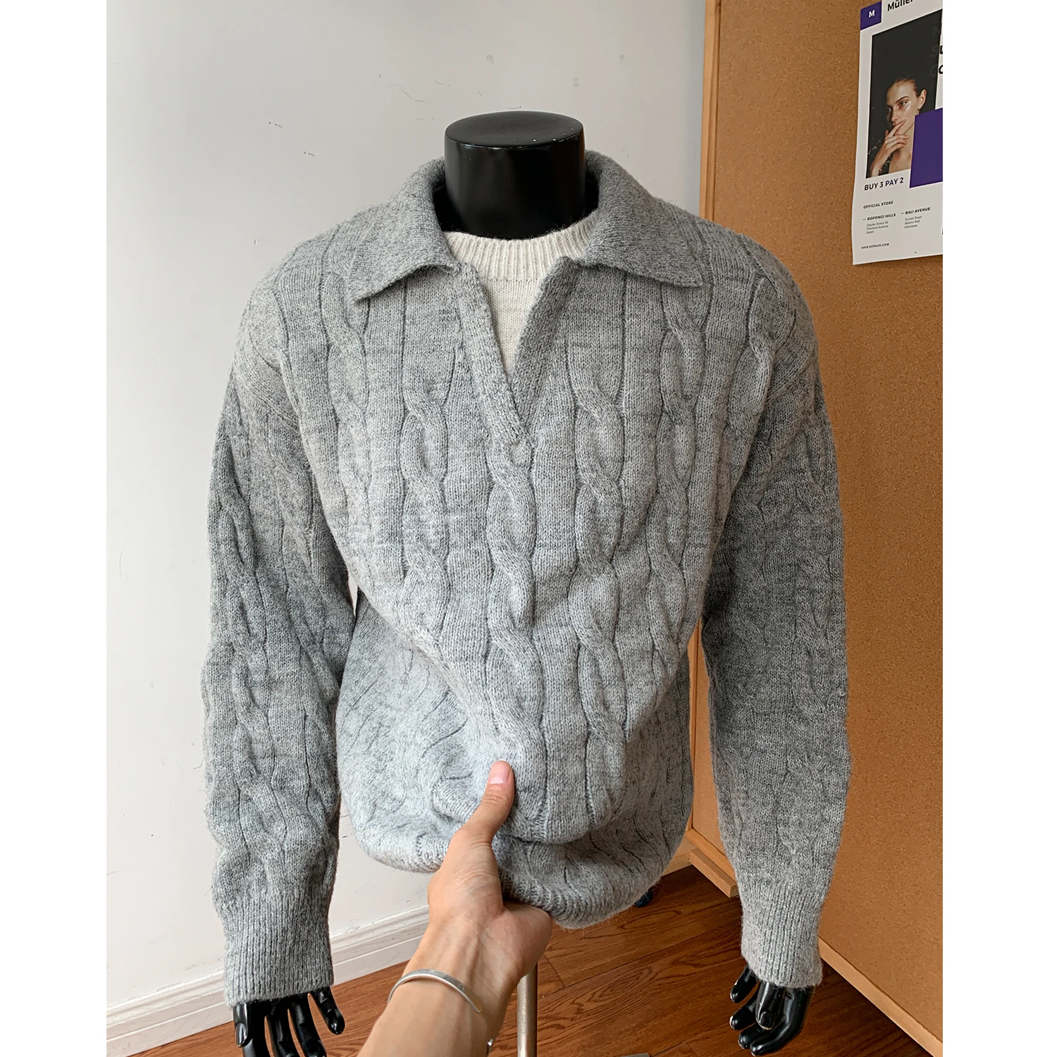 

Новый мужской свитер 2025 года, искусственный вязаный свитер из двух частей с лацканами, мужской осенне-зимний свободный однотонный свитер с длинными рукавами