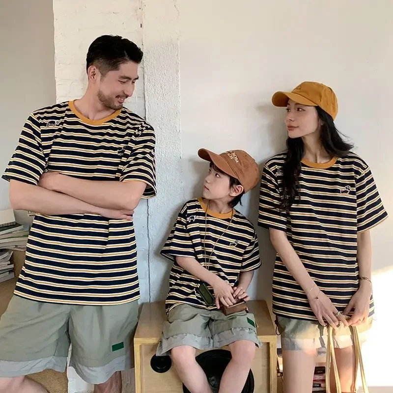 2026 New American Retro Striped Embroidery Family Matching T-shirt For 3-4 People Summer Parent-child Short Sleeve Casual Tops