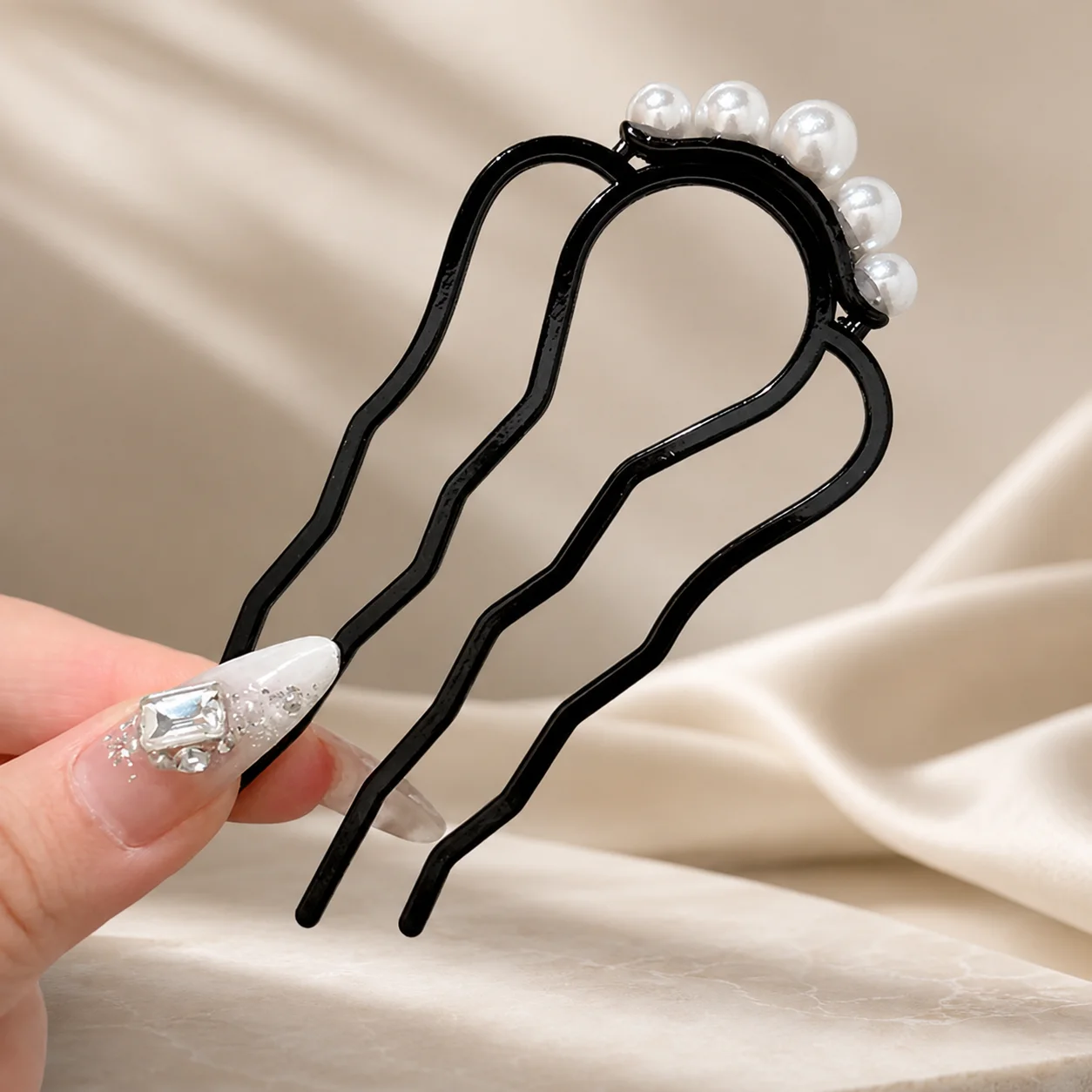 Korean Pearl Hair Fork for Women Alloy Rhinestone U Shaped Hair Pin French Twist Bun Holder Wedding Bridal Hair Accessories Gift view 4