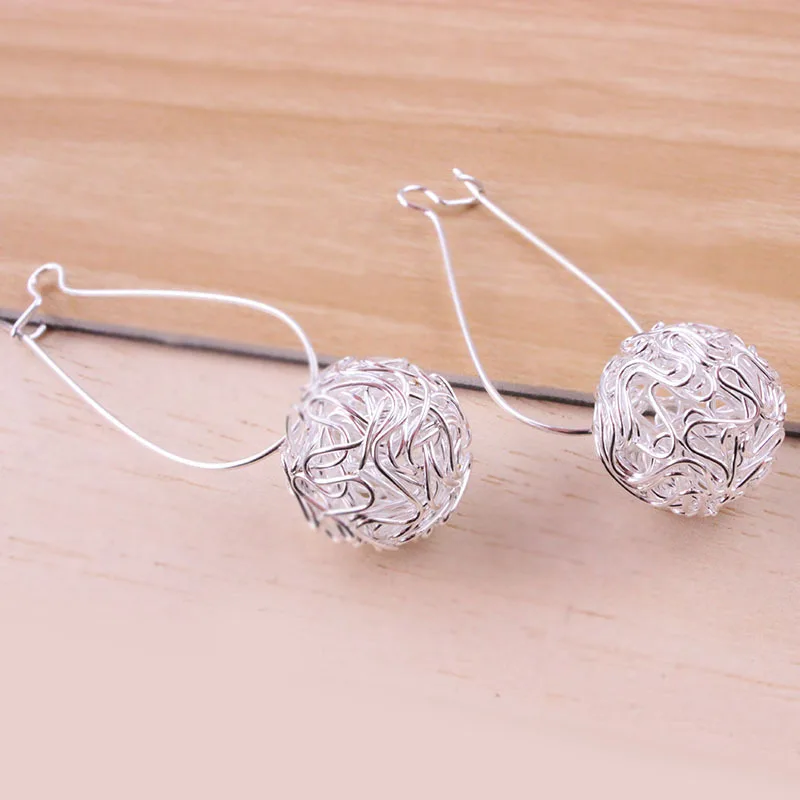 Hollow Out Metal Ball Drop Earrings for Women Personality Party Jewelry Fashion Silver Color Dangle Earrings Ear Accessories