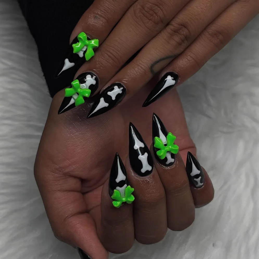 24枚入り ハロウィン ロングスティレット つけ爪 ピンク ブラック フレンチ パンクスタイル フェイクネイル キュート ゴースト リボン スパイシーガール プレスオンネイル