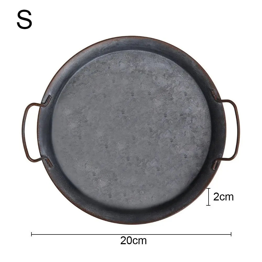 2 أحجام الرجعية لوحة معدنية صواني مستديرة مع مقبض جولة المطاوع خمر تخزين الخبز تخدم صينية يدويا ديكور المنزل
