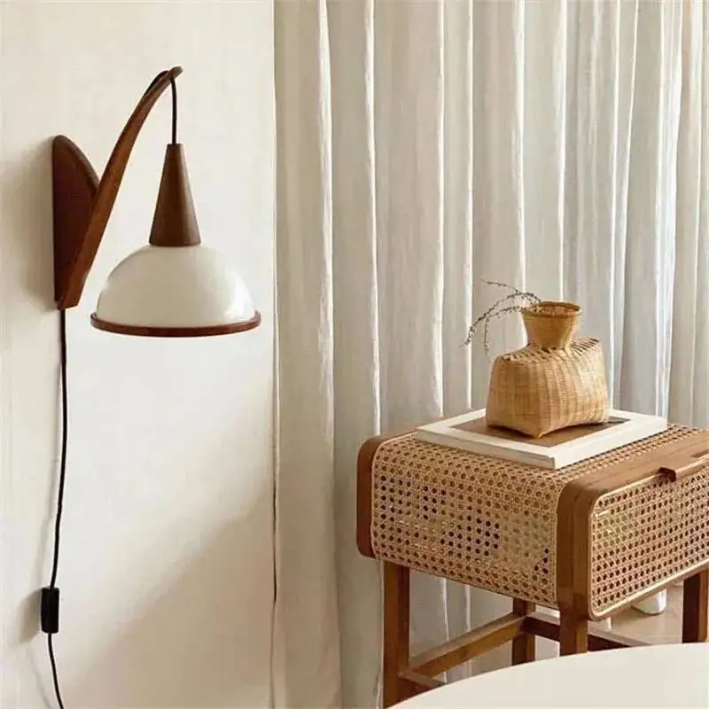 

European Solid Wood Rattan Bedside Tables for Home Bedroom Furniture Nordic Leisure Homestay Nightstands Small Storage Cabinet U