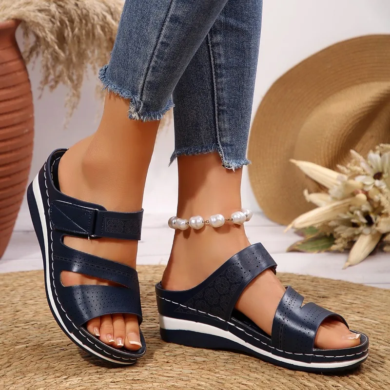 Retro WEDGE Mules ผู้หญิงฤดูร้อนน้ําหนักเบา SLIP-ON รองเท้าแตะสุภาพสตรี VINTAGE Hollow OUT ดอกไม้หนารองเท้าแตะรองเท้า