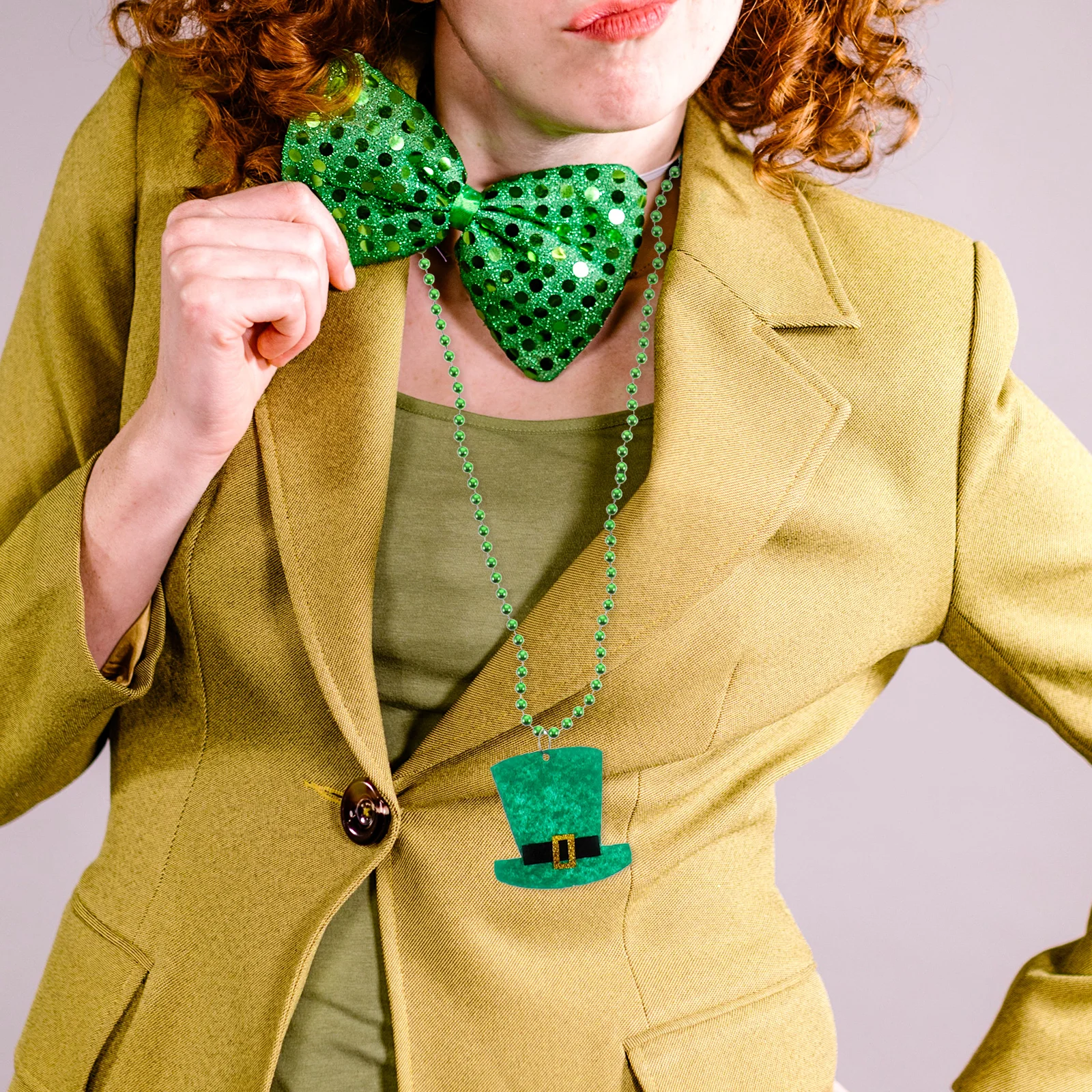 

Green Necklace Beaded Necklaces Patrick Shamrock Themed Festival Decoration Shamrock Neck Chain Pendant Gifts