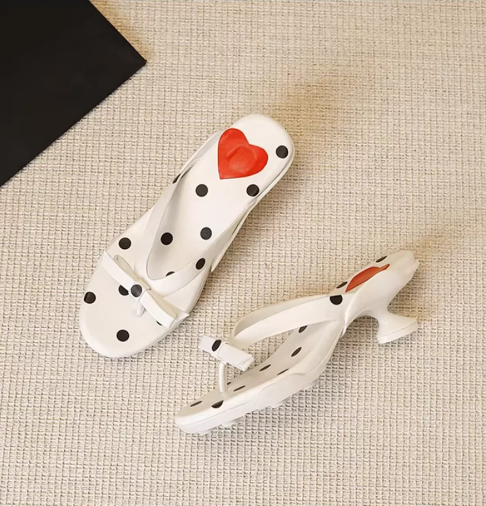 Polka Dot Red Heart Thong Sandals Black White Color Block Chunky Sole Kitten Heel Bow Decoration Retro Round-Toe Casual Sandals view 6