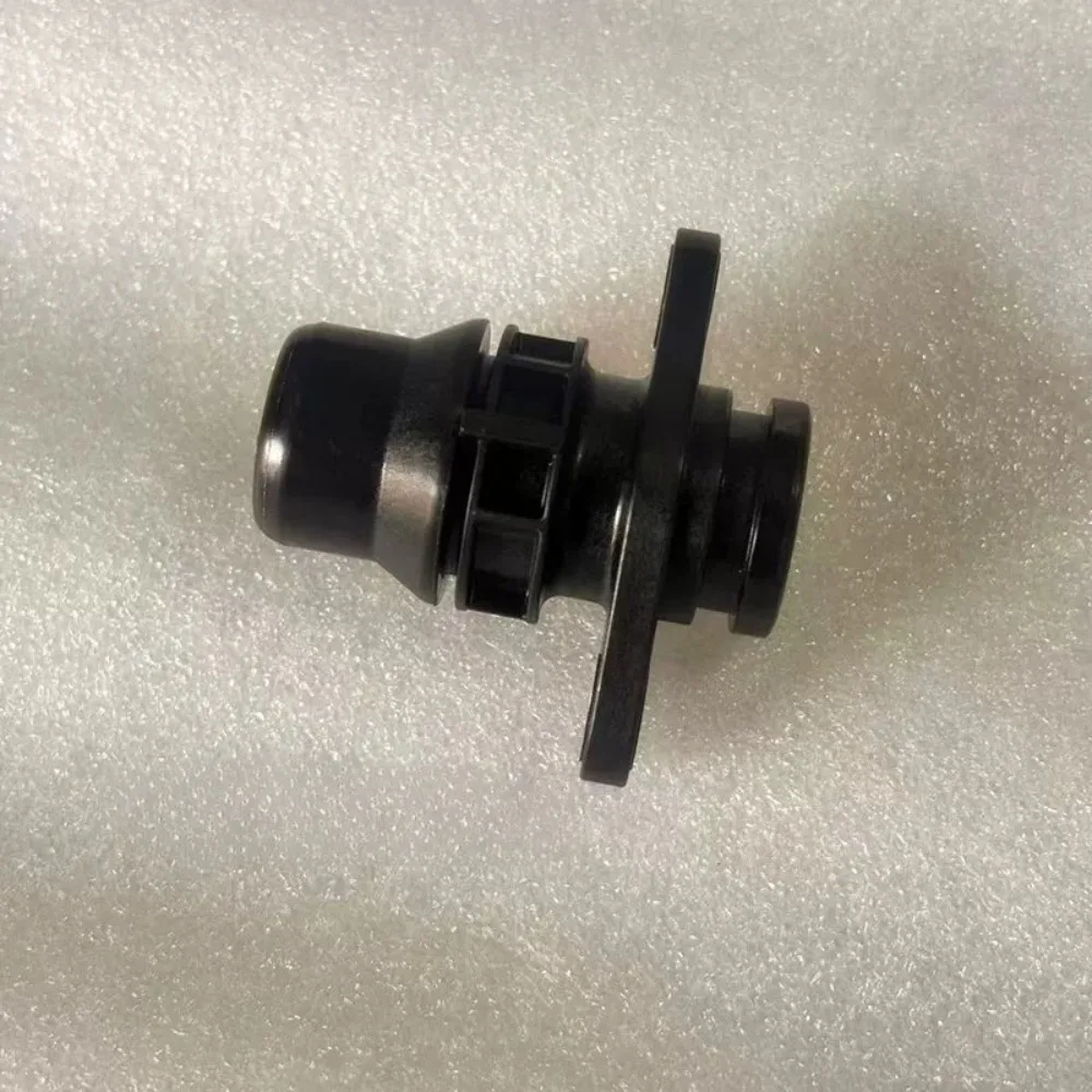Brand New for Roewe D7DMH IMAX8DMH Drive Motor Module Transmission Cooling Water Pipe Connector Genuine
