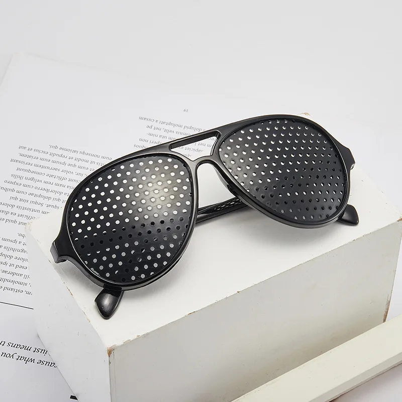 New Sexy Small Hole Pilot Sunglasses Men Fashion Micropore Pinhole Lens vision correction Glasses Female Shades Eyewear