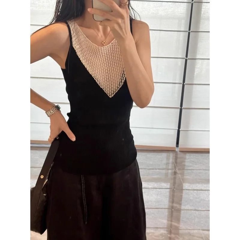 

2026 New Summer Hollow Out Tank Top Women French Elegant Luxury Sleeveless Spaghetti Strap Camisole Casual Outerwear Blouse
