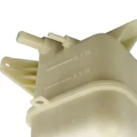 Ingenioso tanque de depósito de radiador de refrigerante de coche para HYUNDAI TRAJET 2000-2008 2.7L V6 25431-3A100 254313A100 pieza de automóvil de alta calidad