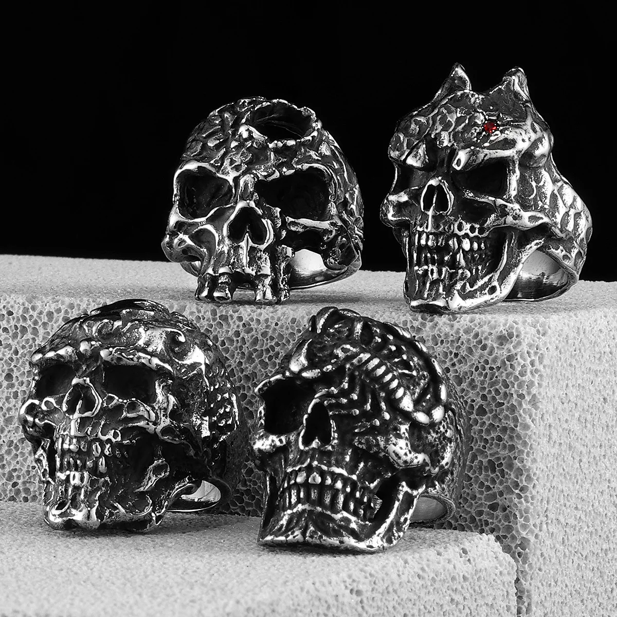 Punk Skull Men Rings Stainless Steel Women Jewelry Gothic Rock Vintage Black Decoration Fashion Accessories Gift Wholesale