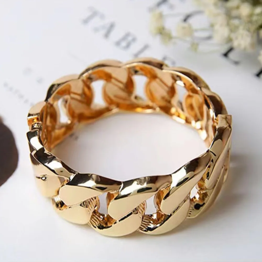 Bransoletka z metalowym łańcuszkiem technologia tkania przemysł ciężki biżuteria metalowa powierzchnia błyszcząca moda wszechstronna neutralna bransoletka