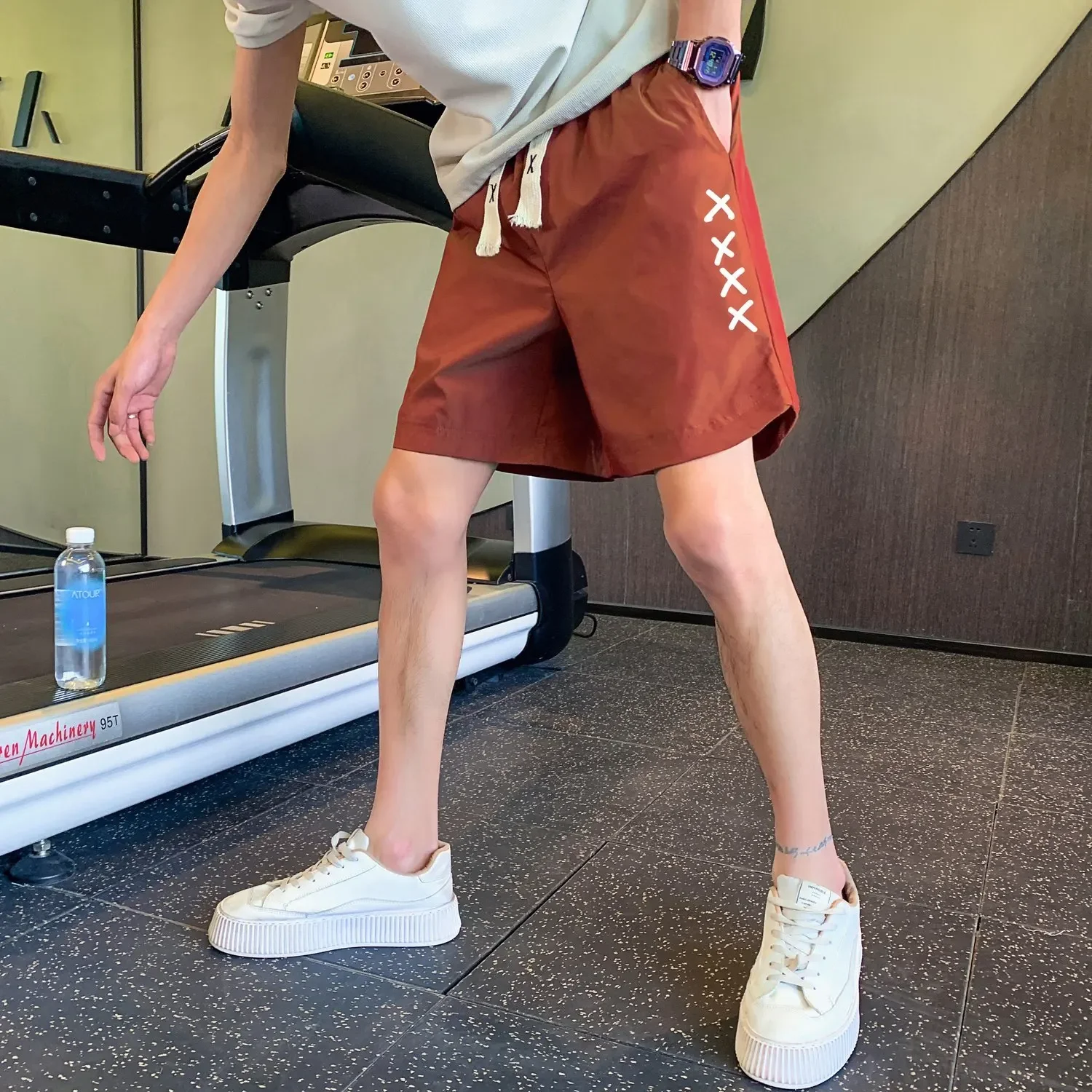 

Свободные мешковатые широкие бегуны с карманами, мужские короткие брюки, спортивные спортивные шорты на шнурке, маленький размер, новые шорты с горячими предложениями для мужчин