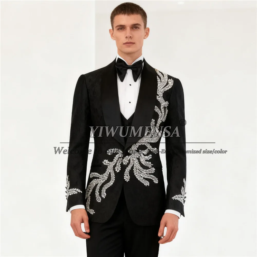 

Серебряный костюм с камнями из бисера для мужчин, комплект из 3 предметов, шаль с лацканами, пиджак для выпускного вечера, индивидуальный мужской банкет, деловая вечеринка, смокинги для жениха