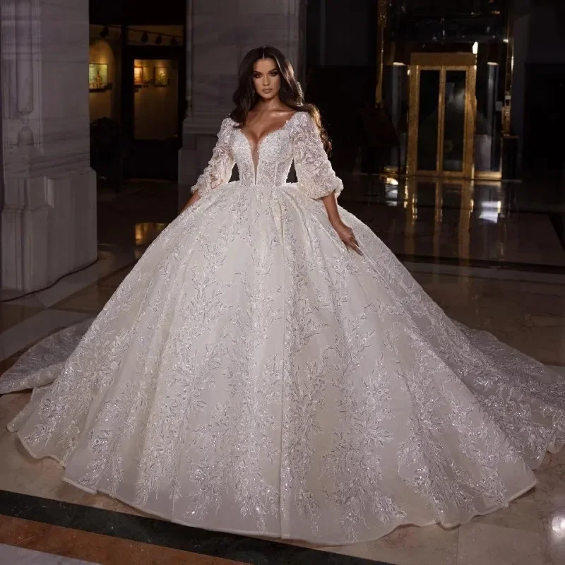 Jane Eyre Elegante Baljurk Lange Mouwen V-hals Trouwjurken Applicaties 3D Kanten Ruches Lace-up Kralen Bruidsjurken Aangepast