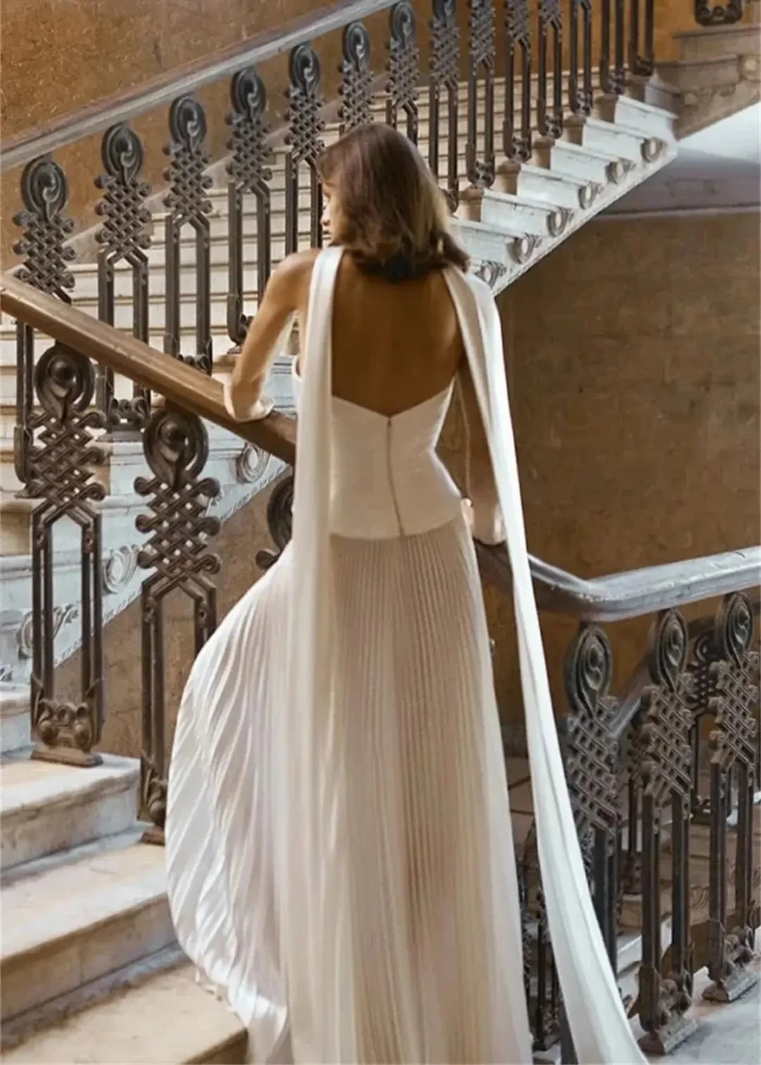 Abiti lunghi senza spalline a trapezio drappeggiati in chiffon elegante personalizzati Abiti da cerimonia su misura Casual Stile semplice e moderno Alta qualità