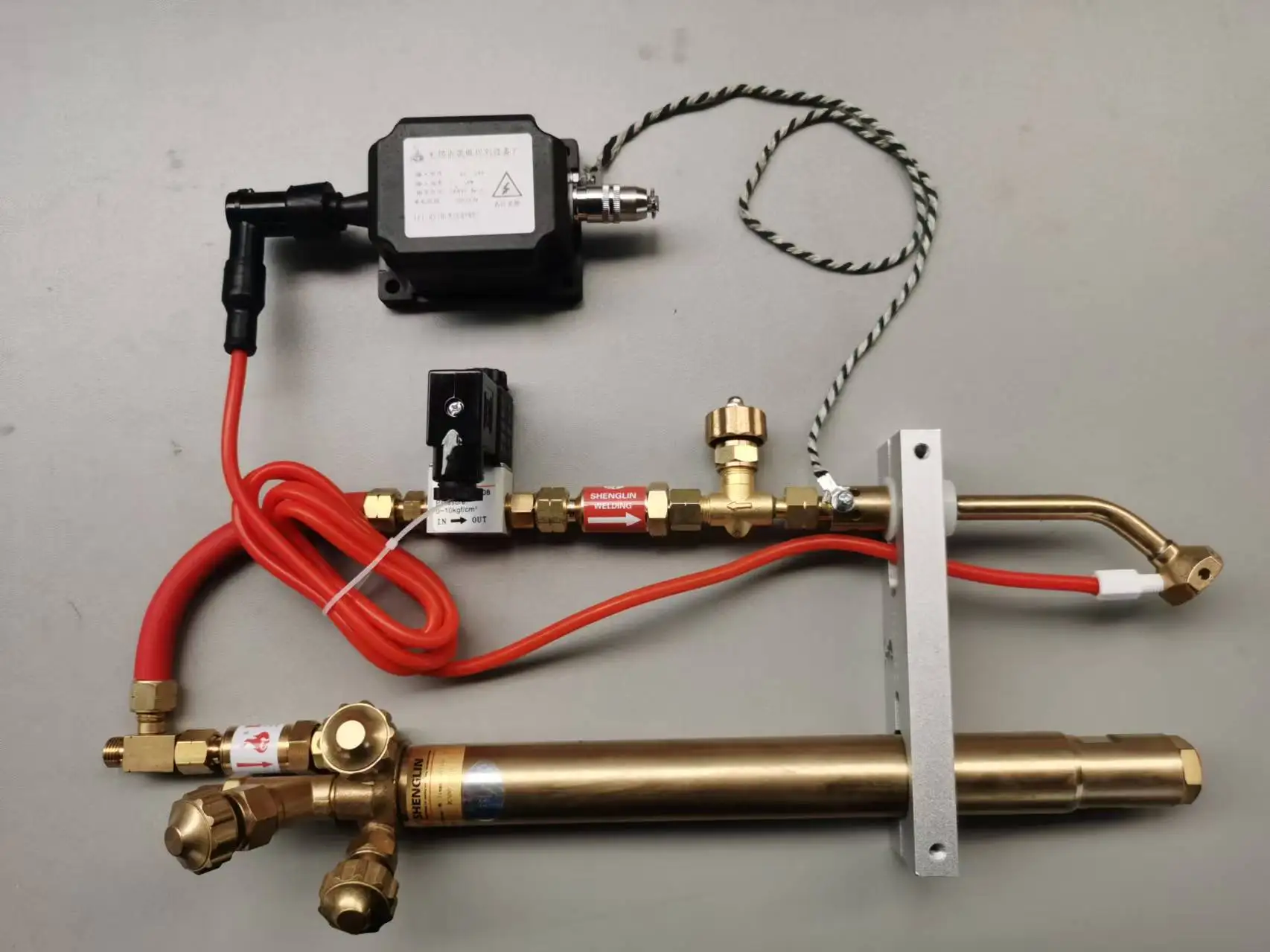 Ceramic needle for the Flame Automatic  ignition