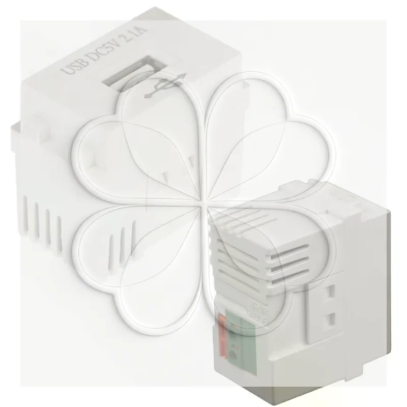 1Pcs 220V Socket 5V2.1A Mobile Phone Charging Panel USB Power Module 5V Transformer Charging Power Switching Adapter