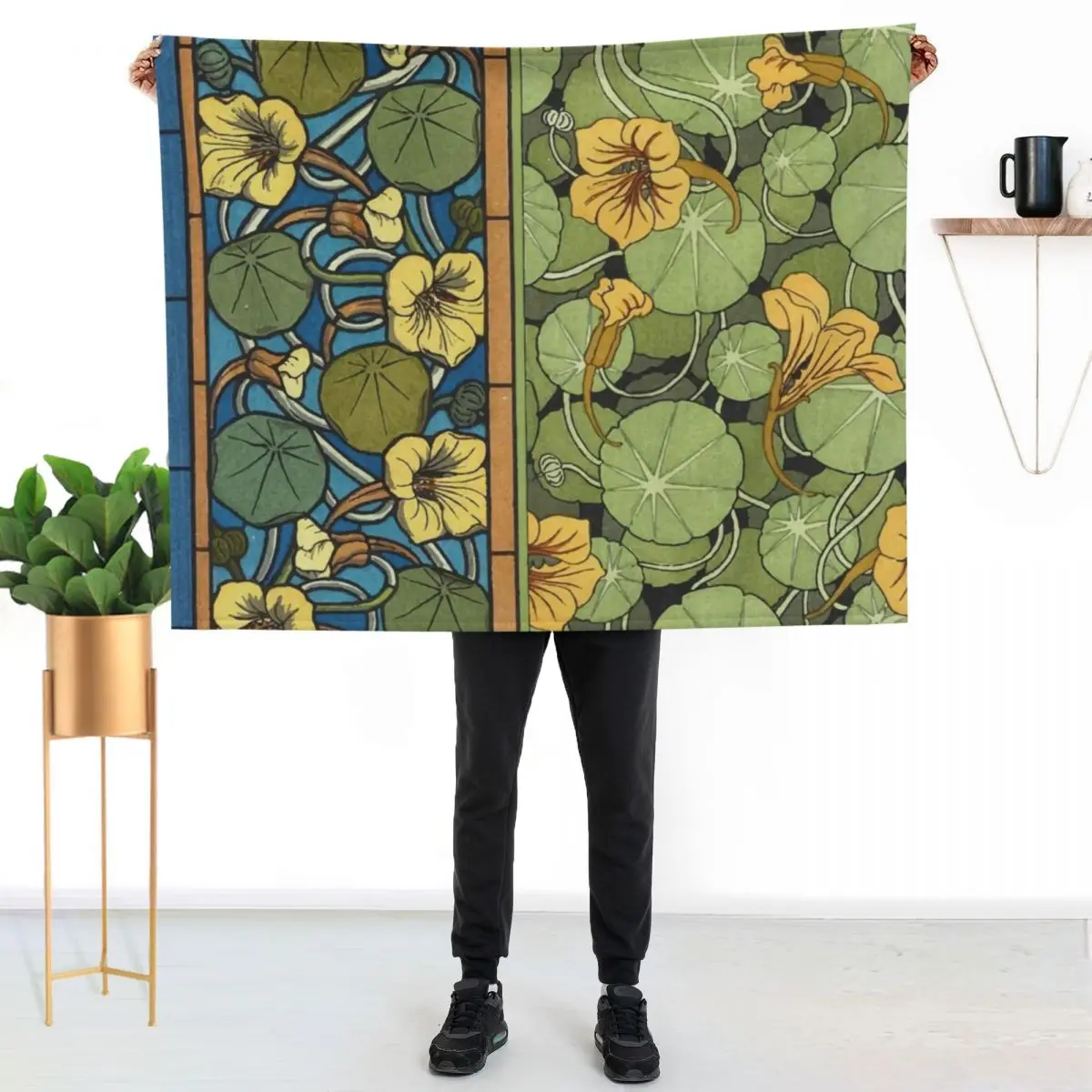 

Nasturtium Throw Blanket Soft Warm Blanket Gift for Grandparents