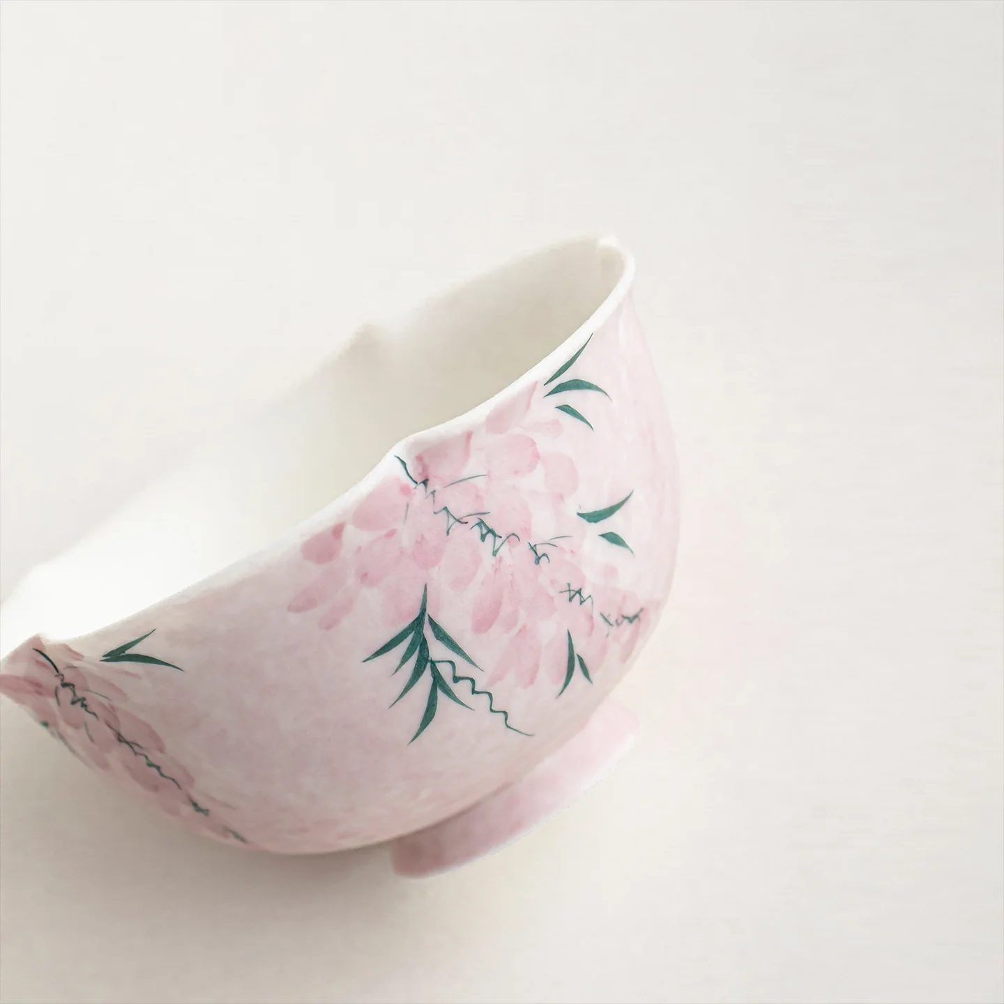 High‑Aesthetic Matte Hand‑Painted Wisteria Ceramic Teacup, Elegant Underglaze Color Master Cup for Ladies Home Kung‑fu Tea